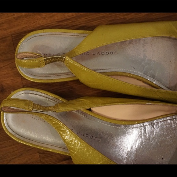 Marc by Marc Jacobs | Elastic Heel Ballet Flats - Picture 5 of 5